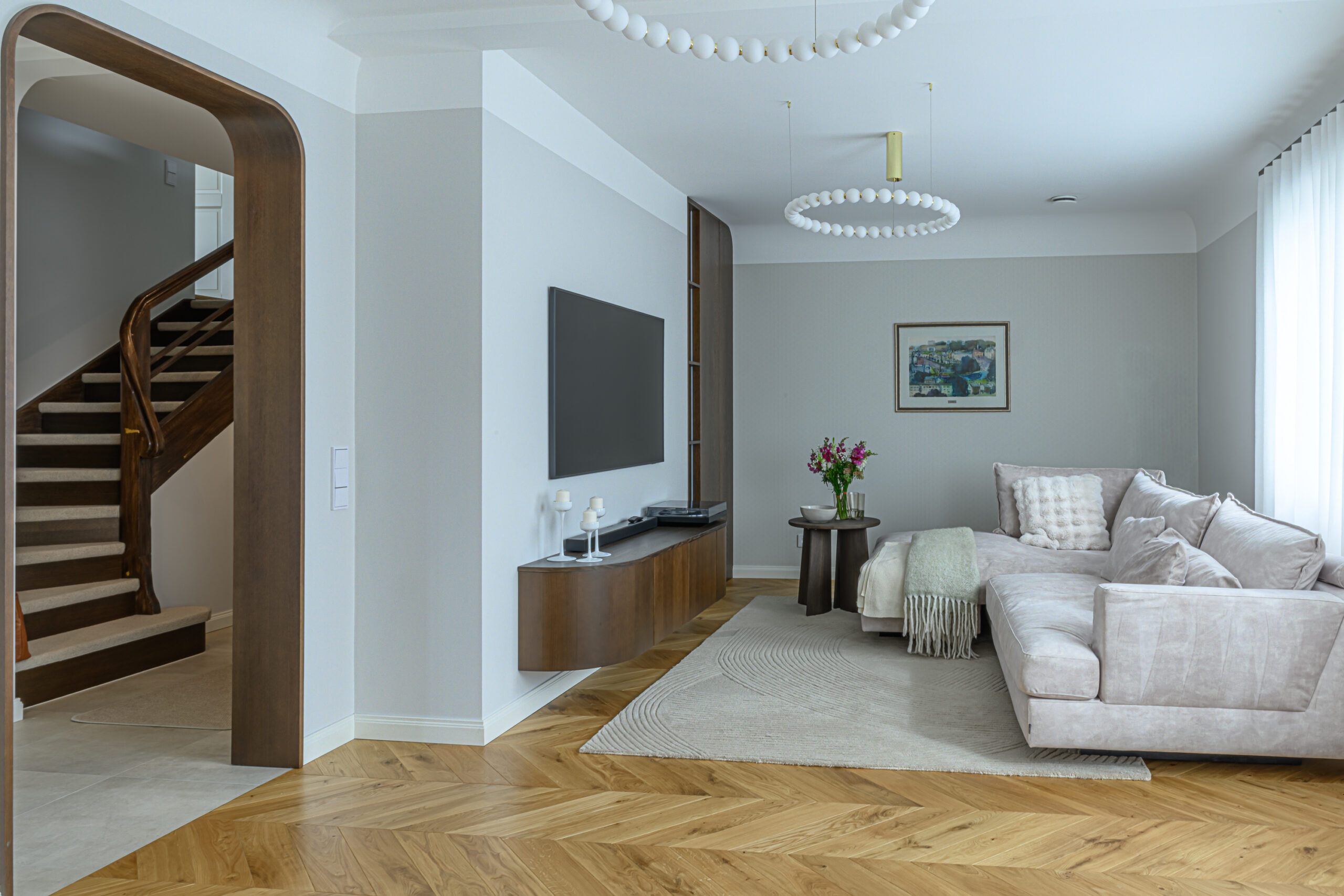 eritellimusmööbel elutuppa